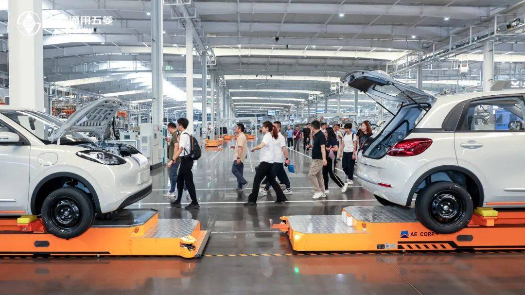 顛覆百年流水線!【汽車維基】走進柳州五菱技術心臟,中國智造開啟“第三次革命”